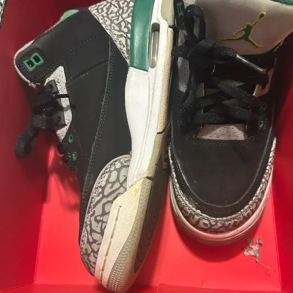 Jordan Air 3 Retro Black and Silver Box - Picture 4 of 9